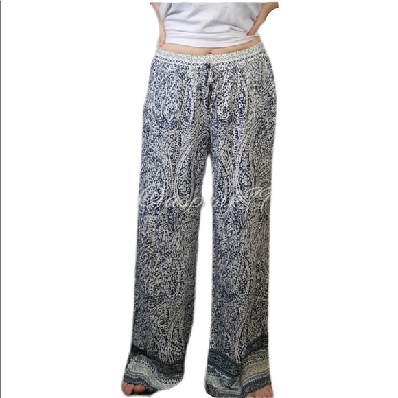 Paisley Print Palazzo Pants NWOT - Picture 3 of 3